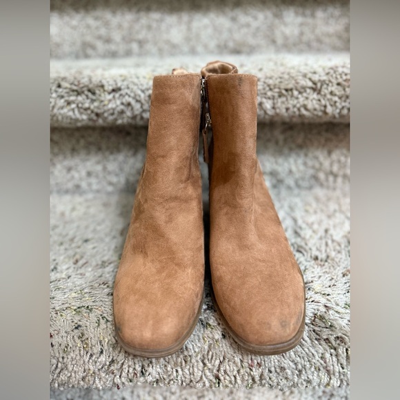 DR SCHOLL's Ride Away Camel Suede Chelsea Boots Square Toe Block Heel Size 7.0 M - Picture 5 of 15